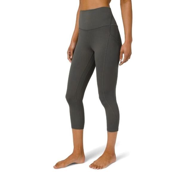 Lululemon Women’s Align High-Rise Crop with Pockets 23" Size 4 - Picture 1 of 13